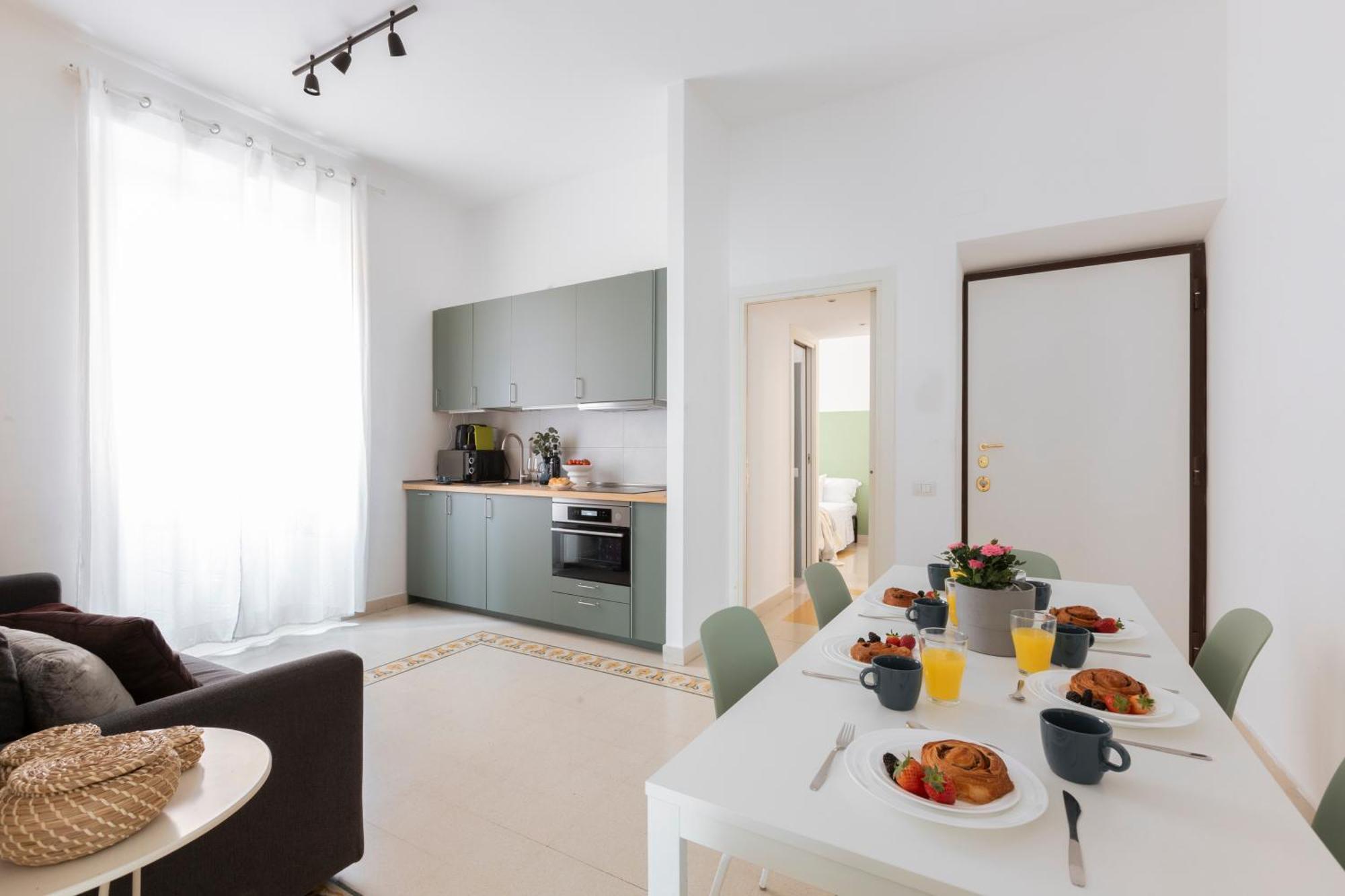 Appartamento The Rent - Sunny Three-bedroom Near Ottaviano Metro Stop